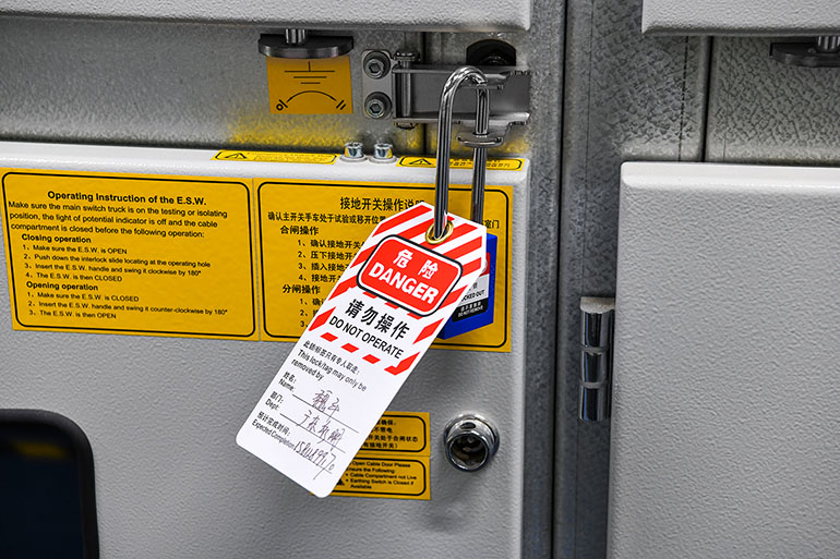 廣州富士康超視堺(康寧項(xiàng)目)電氣安裝工程32X1600KVA高壓配電工程